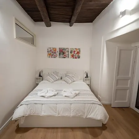 Angolo Bellini By Dimorra Apartment *