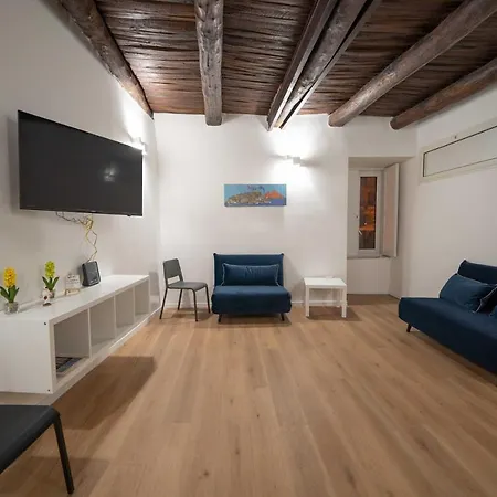 Apartment Angolo Bellini By Dimorra Naples