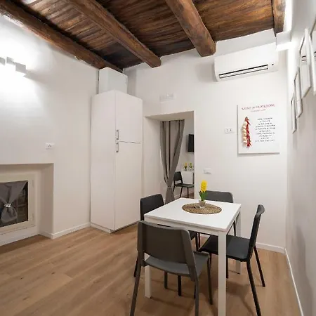 Angolo Bellini By Dimorra Διαμέρισμα