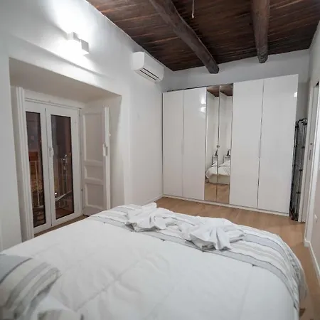 Angolo Bellini By Dimorra Νάπολη